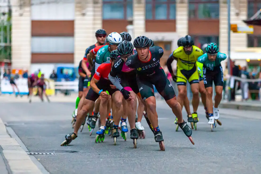 Tim Sibiet in Führung am Certina Inline Race 2019 in Biel