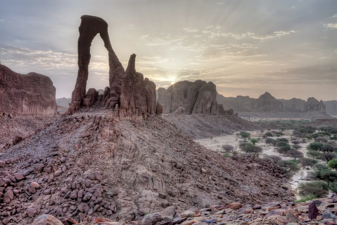 Felsbogen im Sonnenuntergang, Tschad, Ennedi, Wüste, Landschaft